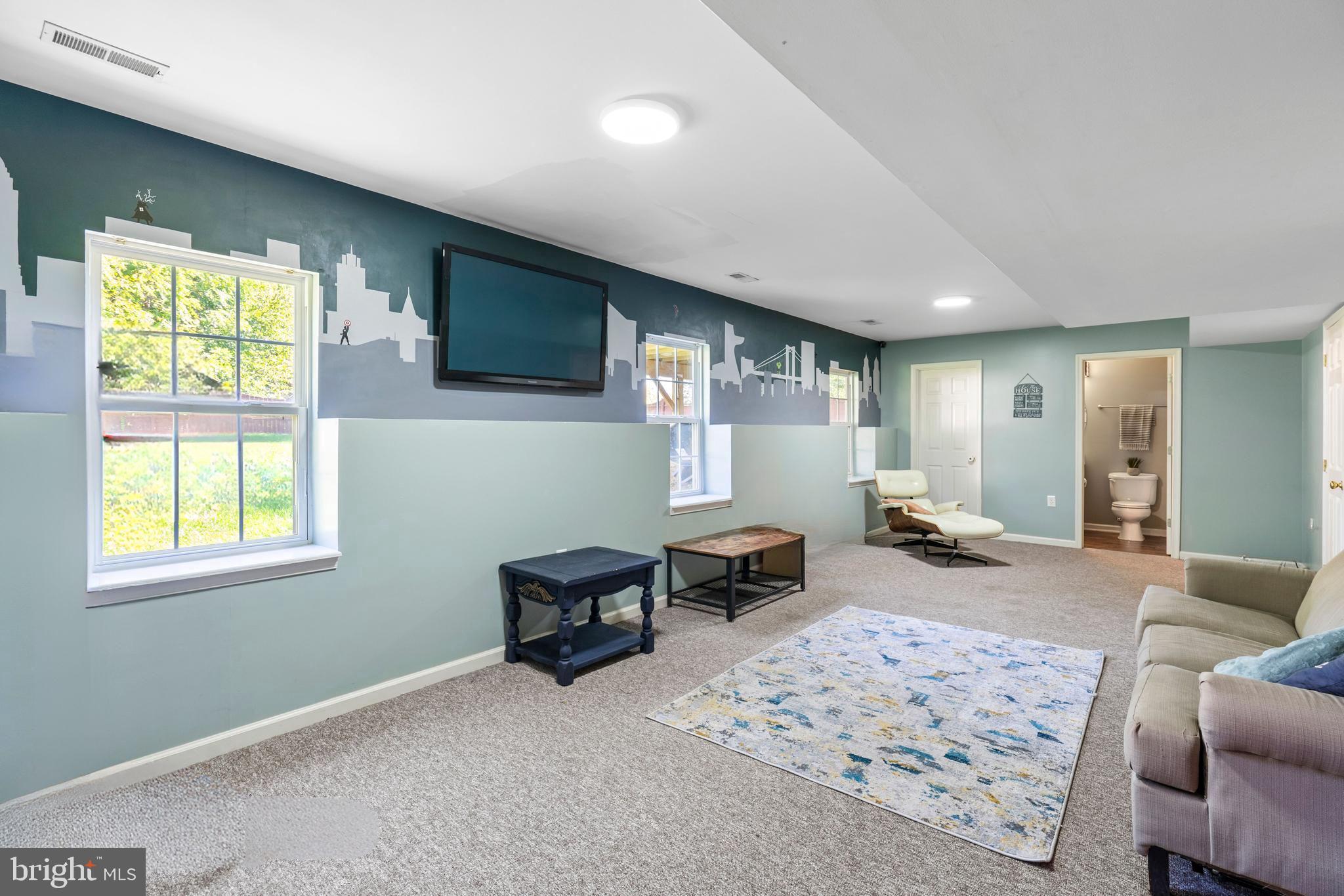 BRIAR RUN - Residential