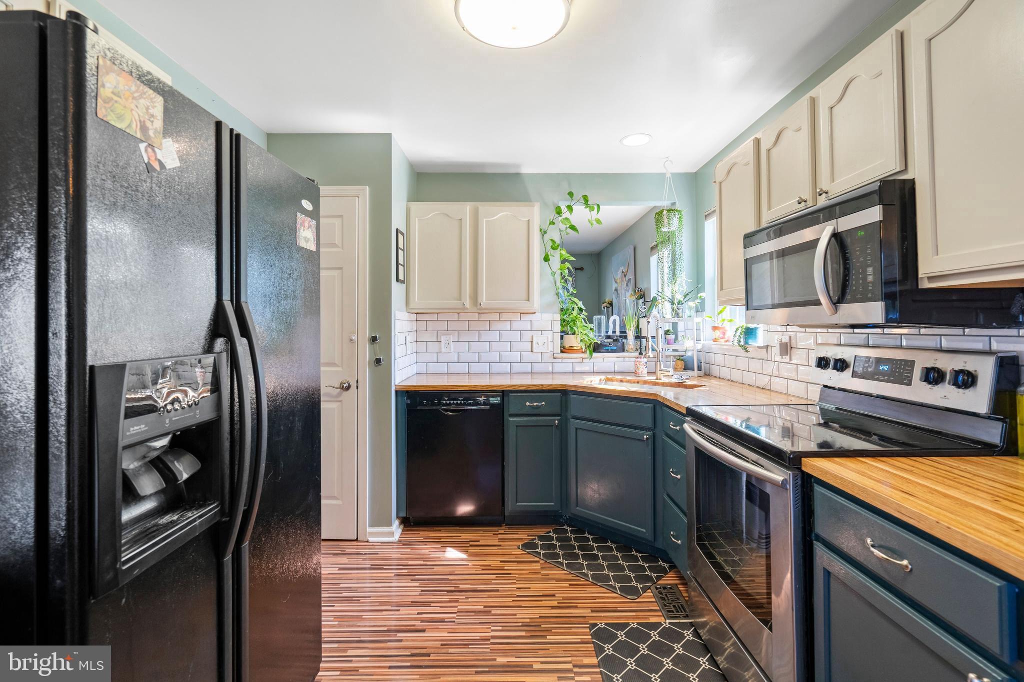 BRIAR RUN - Residential