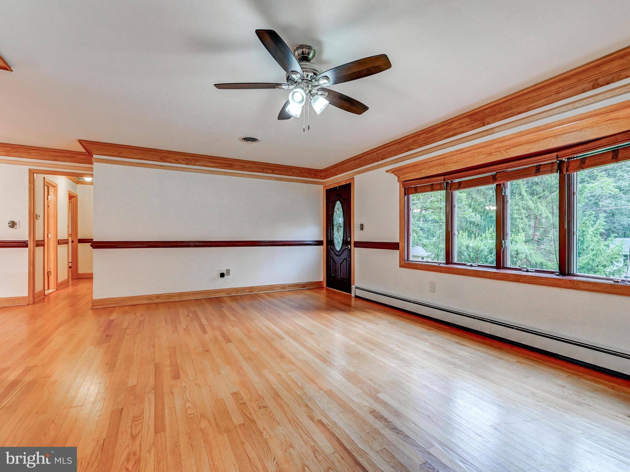 1303 HILLCREST DRIVE