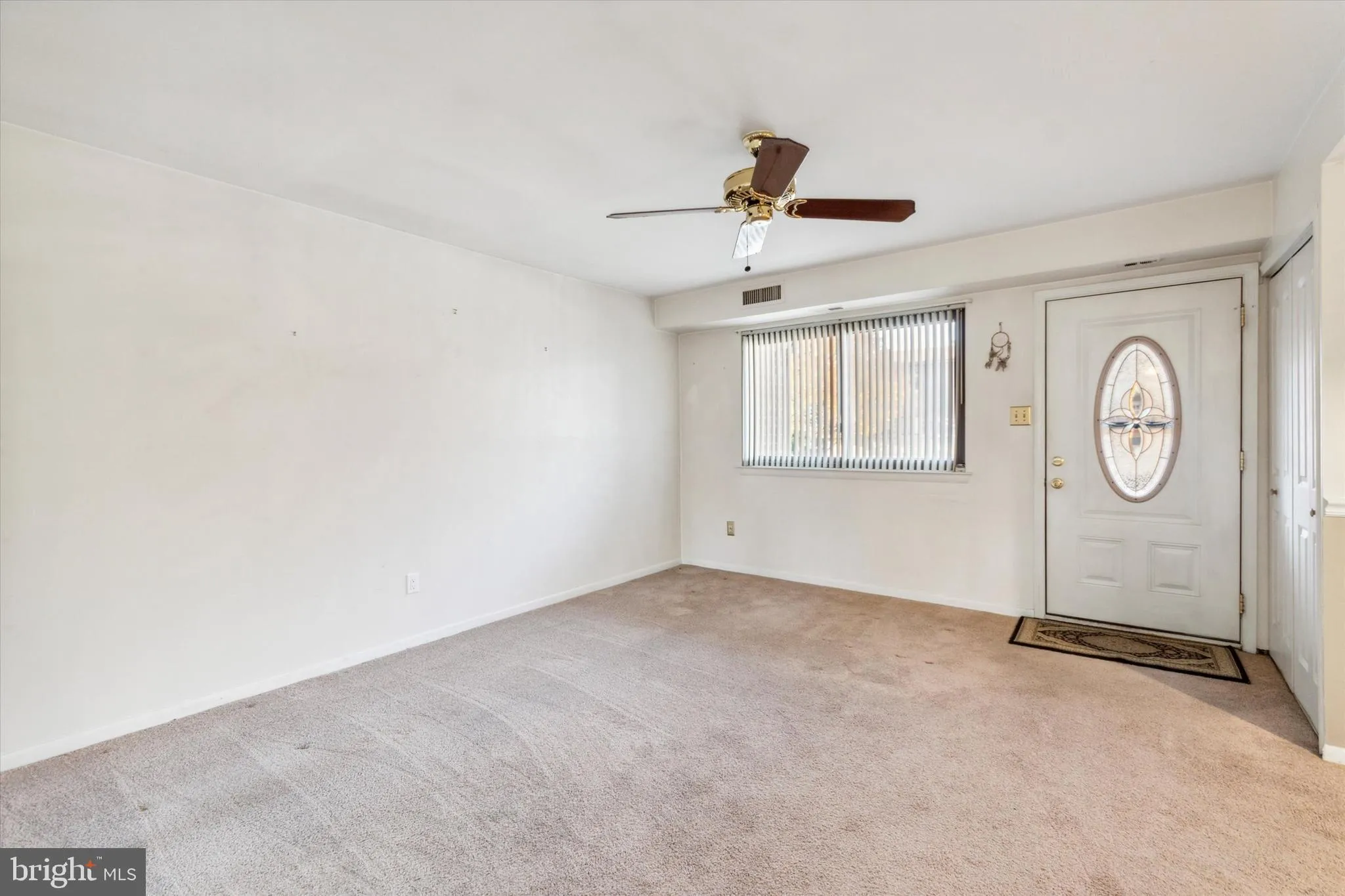 Philadelphia, Pennsylvania 19114, United States, 2 Bedrooms Bedrooms, ,2 BathroomsBathrooms,Residential,Contingent,82253