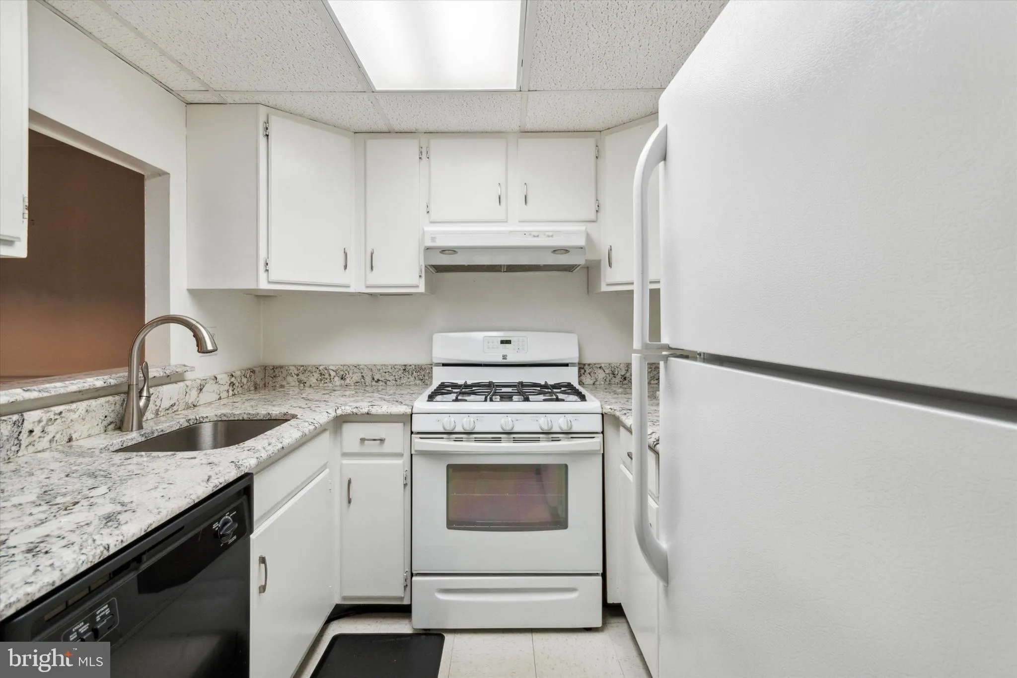 Philadelphia, Pennsylvania 19114, United States, 2 Bedrooms Bedrooms, ,2 BathroomsBathrooms,Residential,Contingent,82253