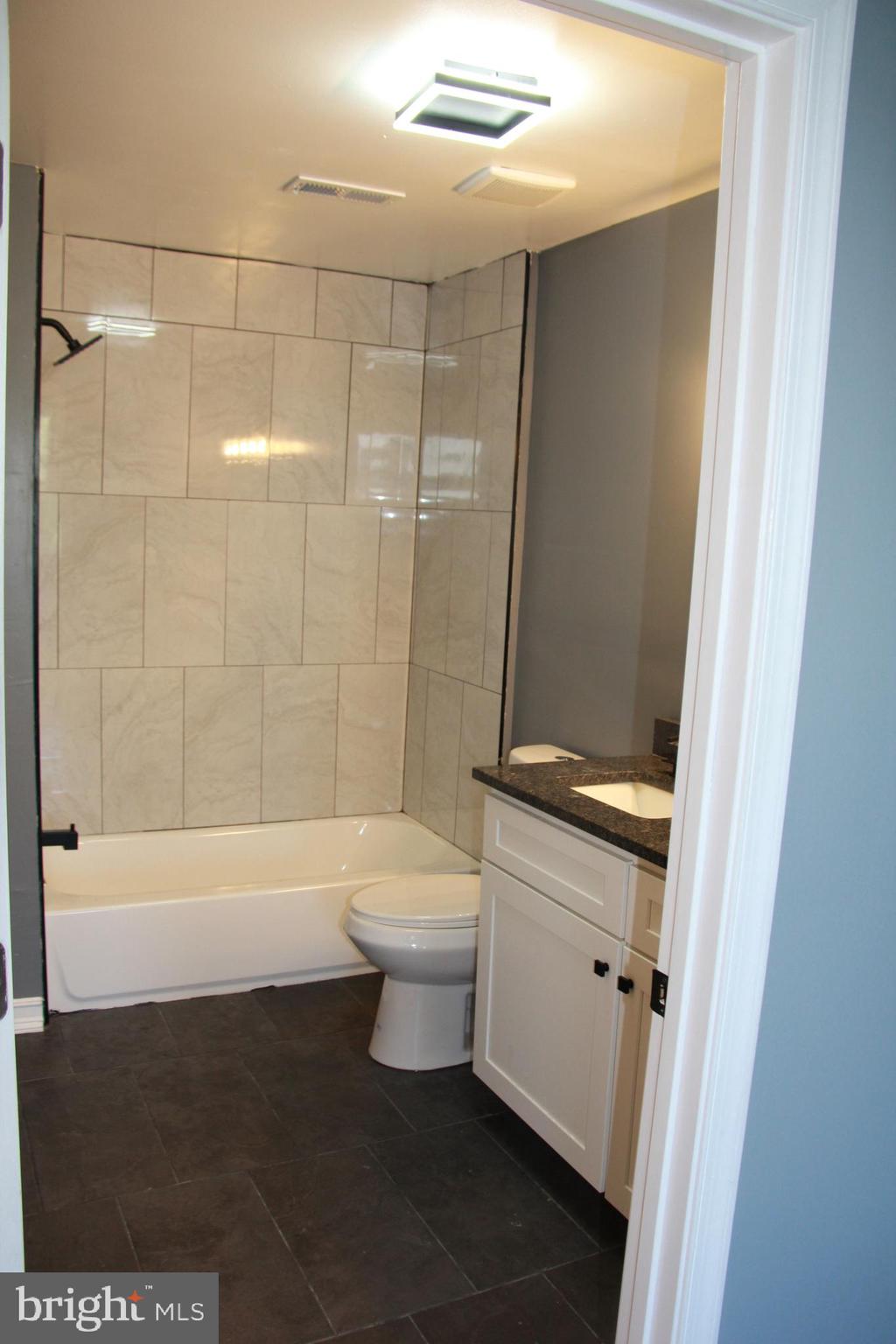 LEXINGTON - Residential