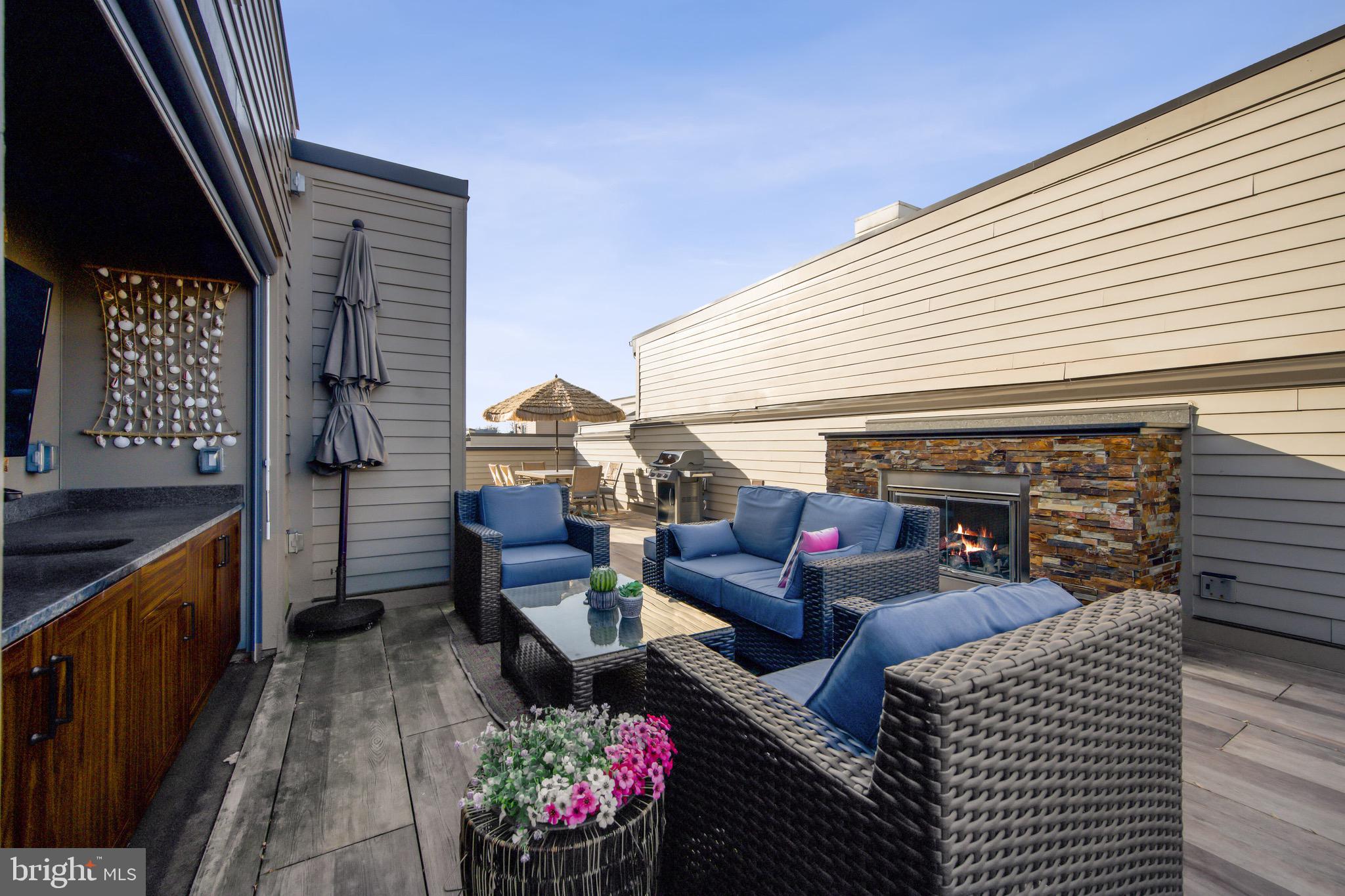 GROSVENOR HEIGHTS - Residential