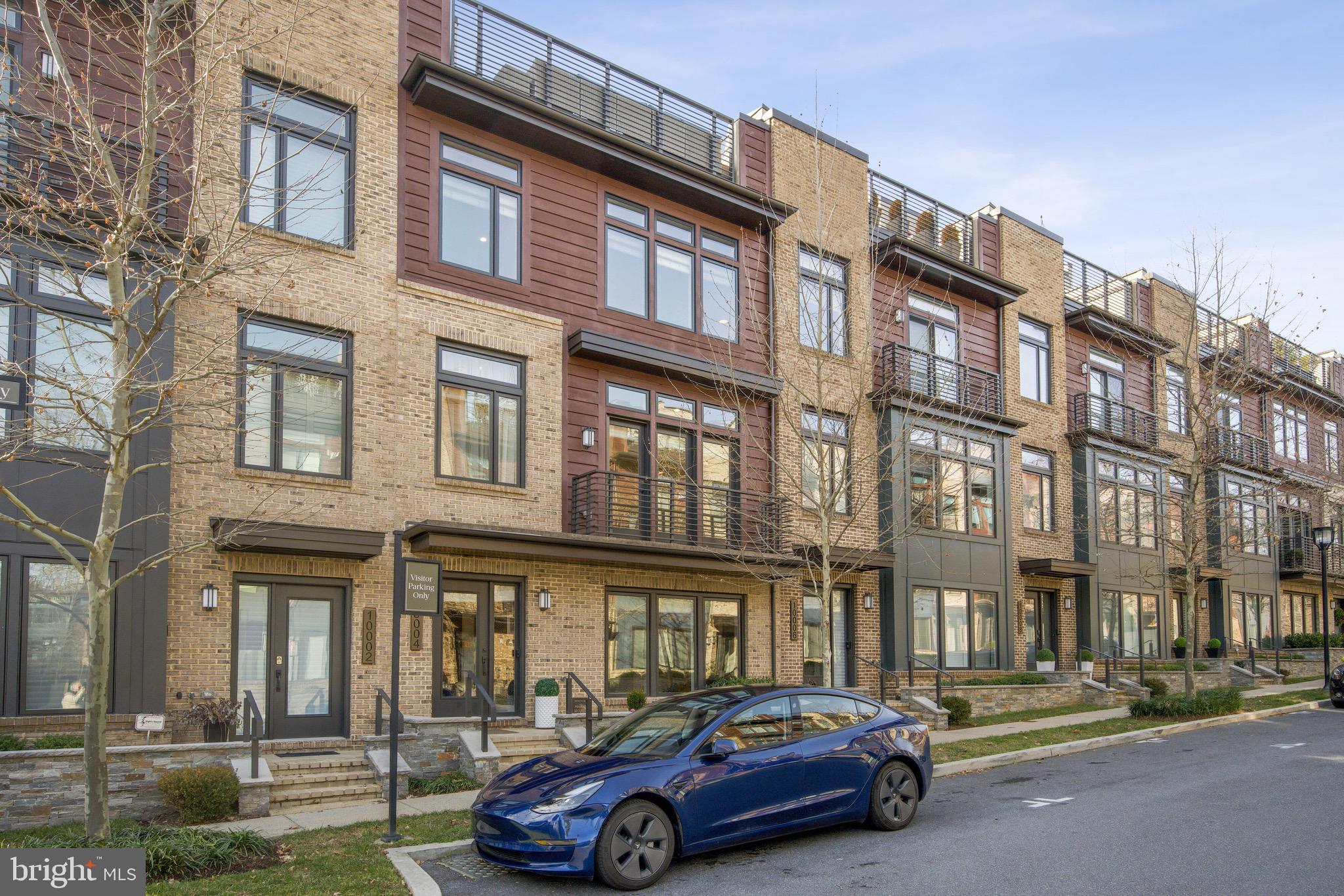 GROSVENOR HEIGHTS - Residential