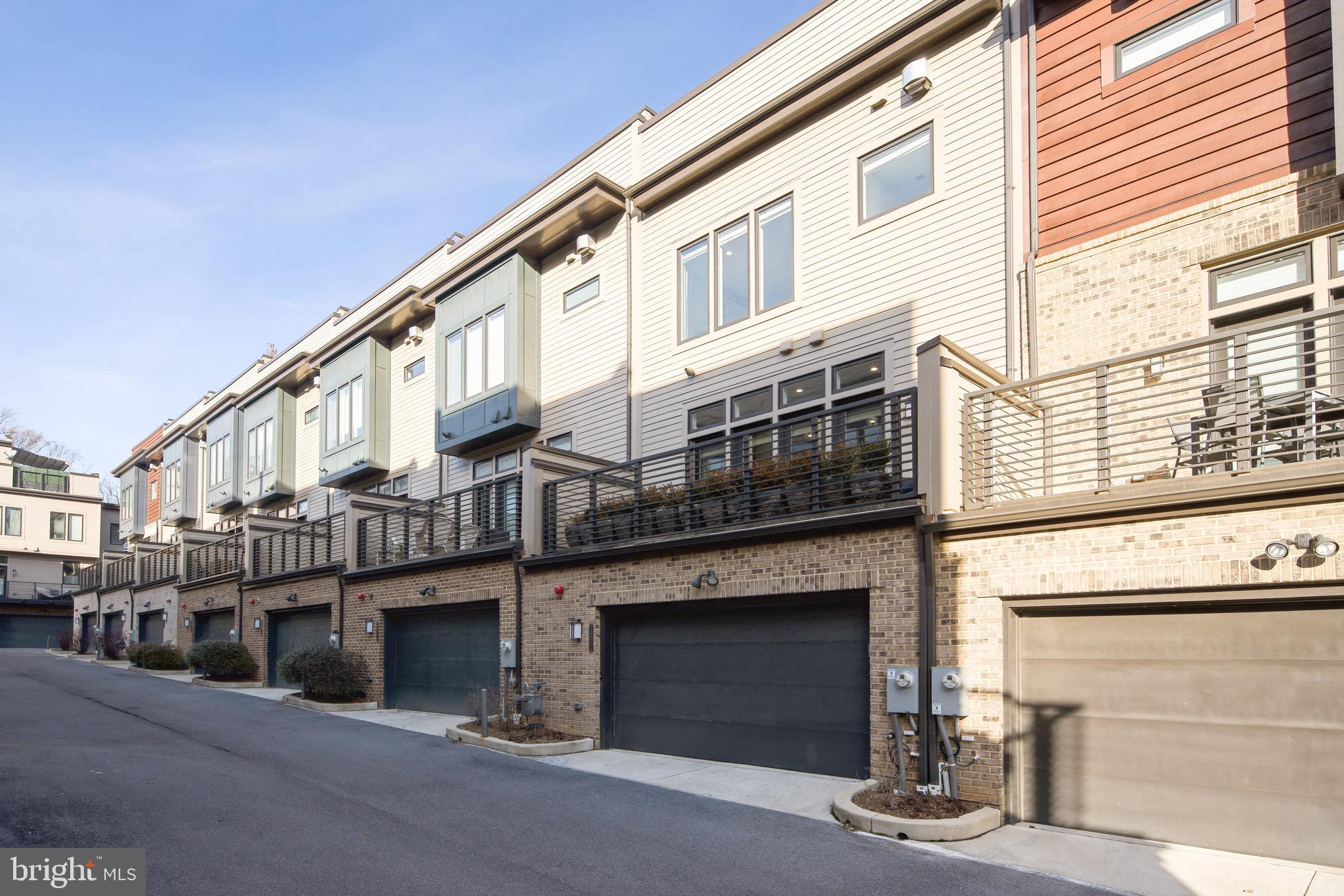 GROSVENOR HEIGHTS - Residential