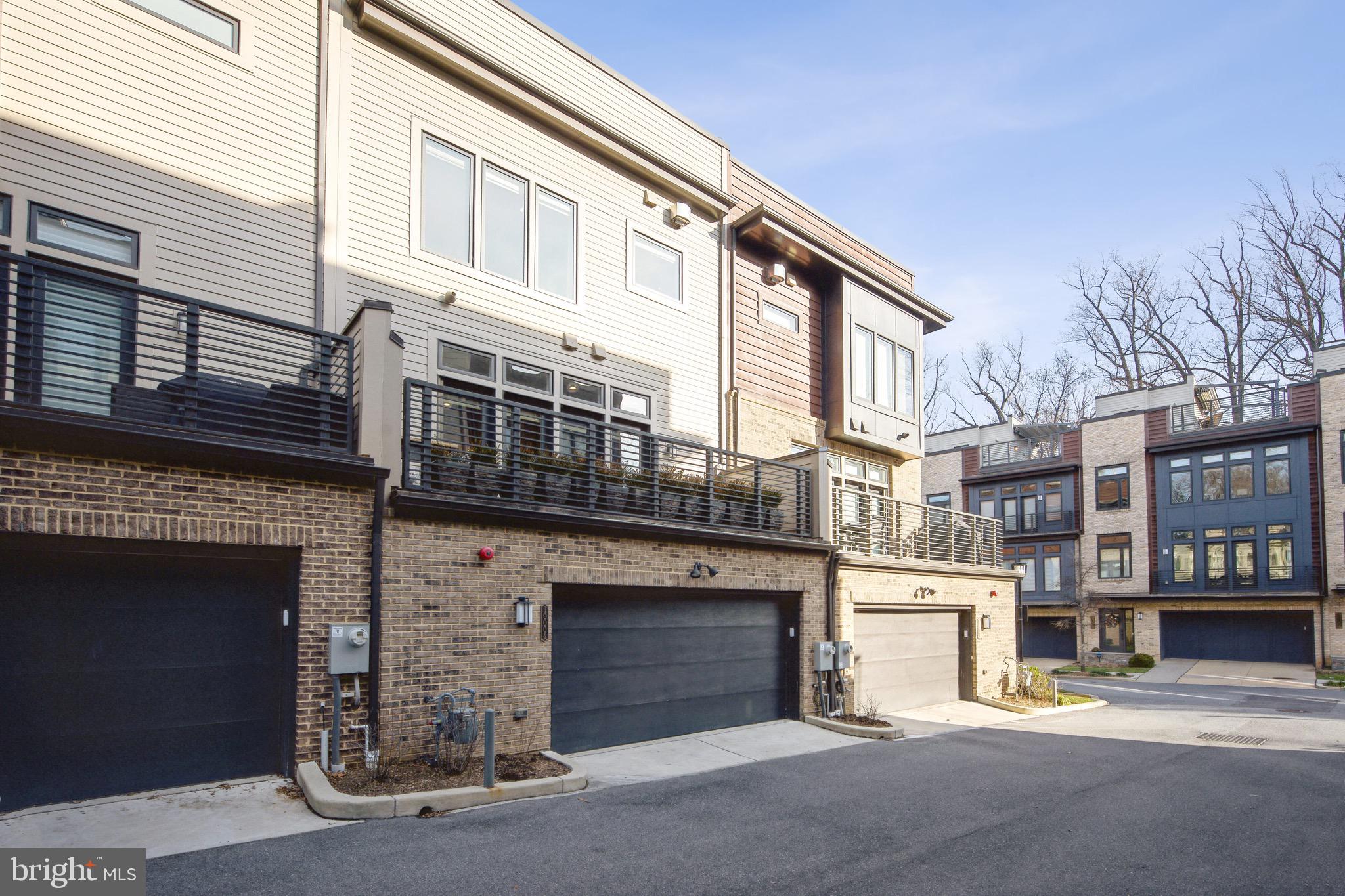 GROSVENOR HEIGHTS - Residential