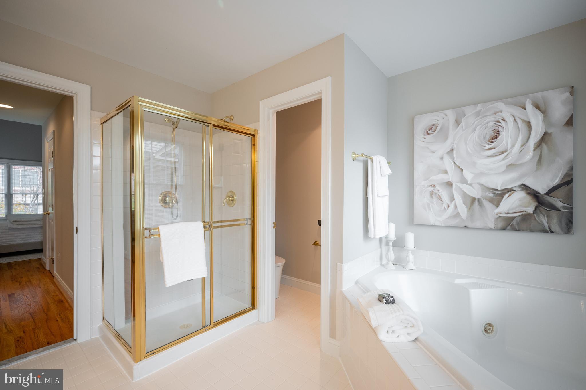 RIVERGATE - Residential