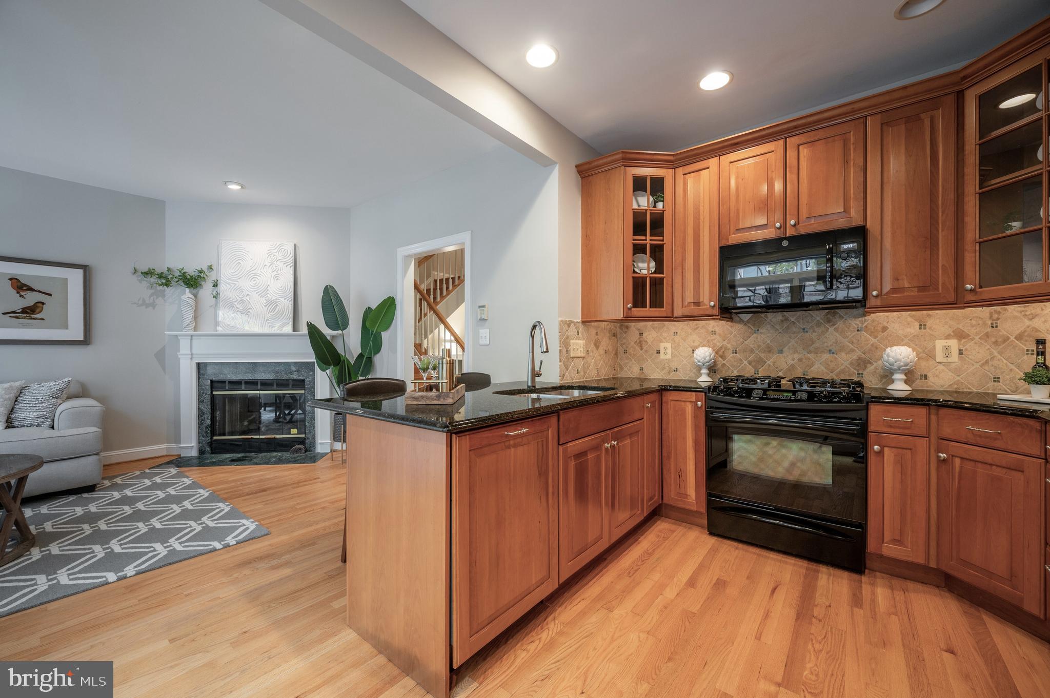 RIVERGATE - Residential