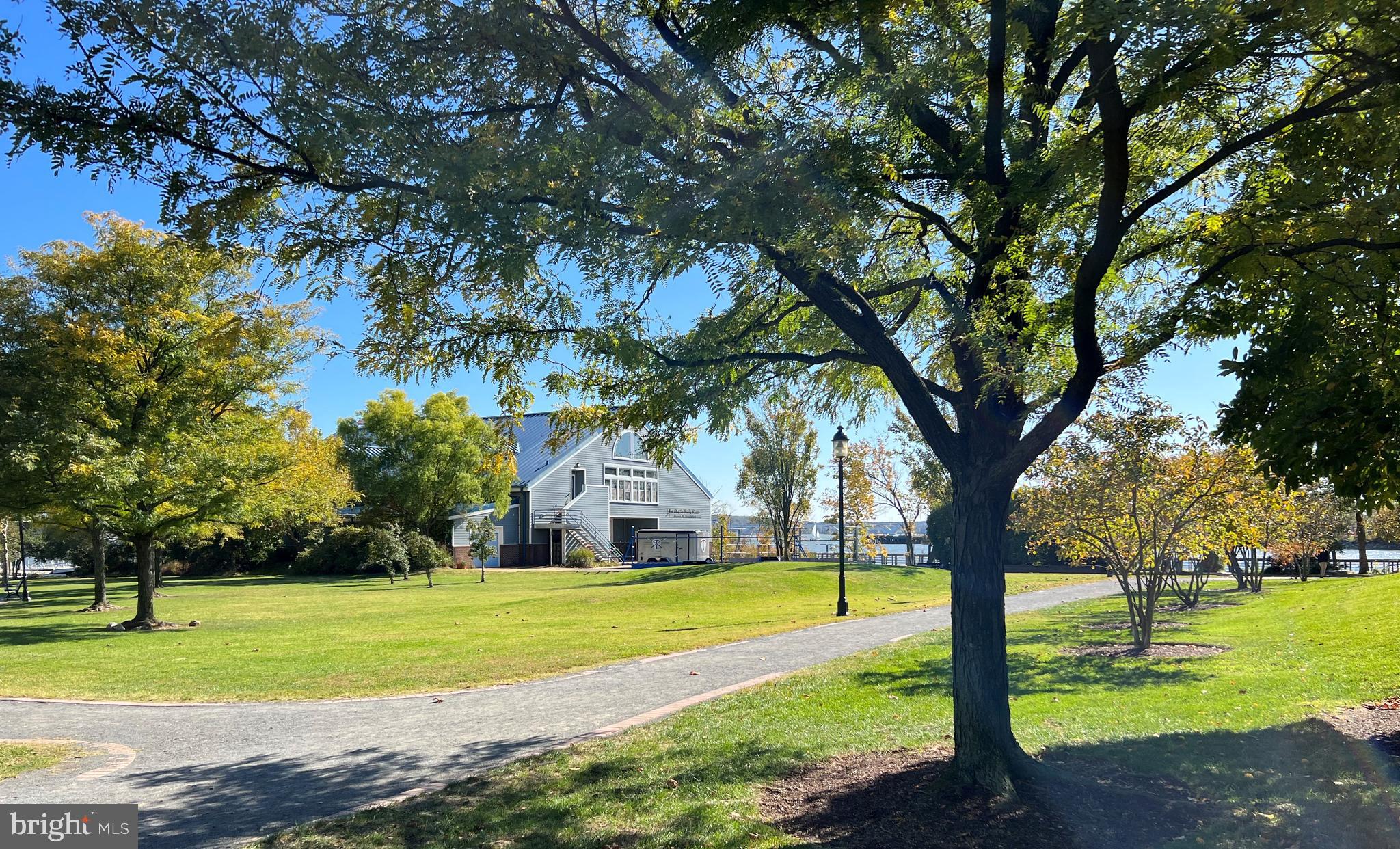 RIVERGATE - Residential