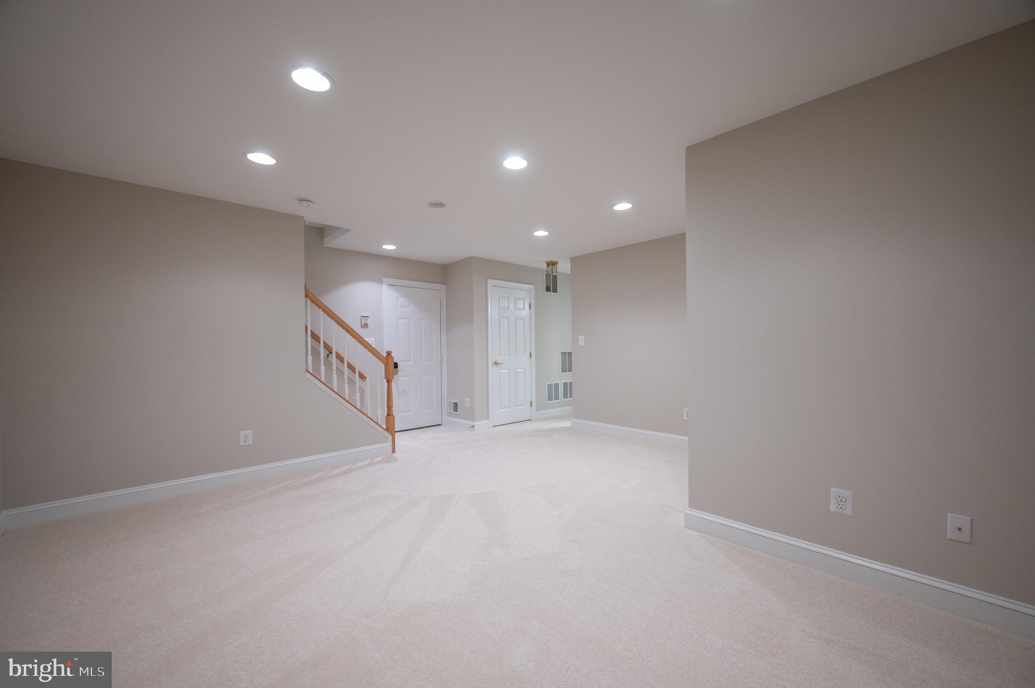 RIVERGATE - Residential