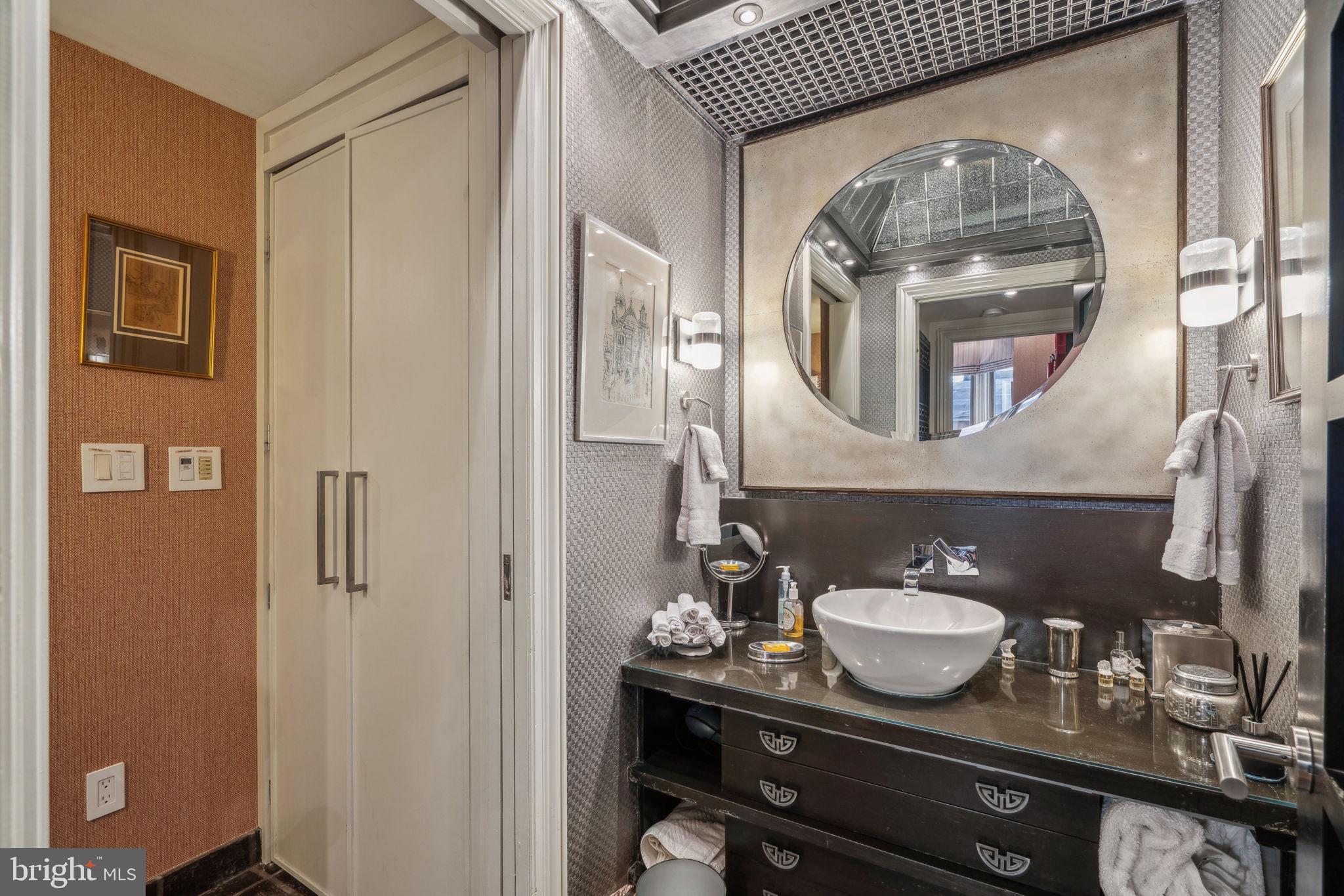 OLD CITY - Residential