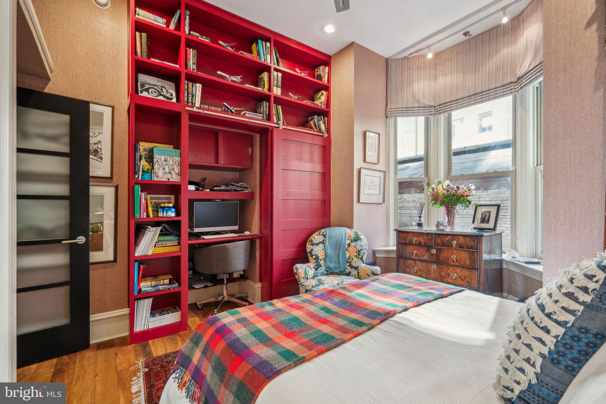 OLD CITY - Residential