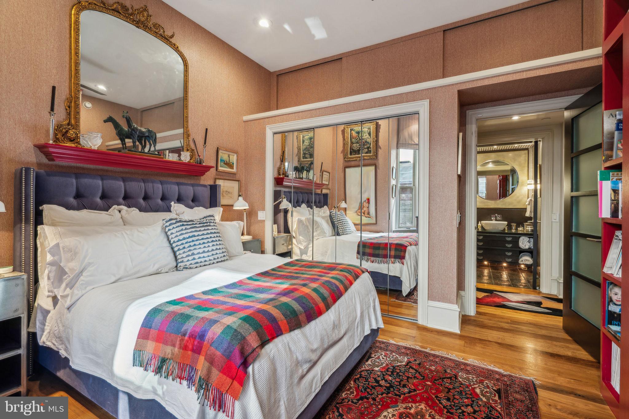 OLD CITY - Residential