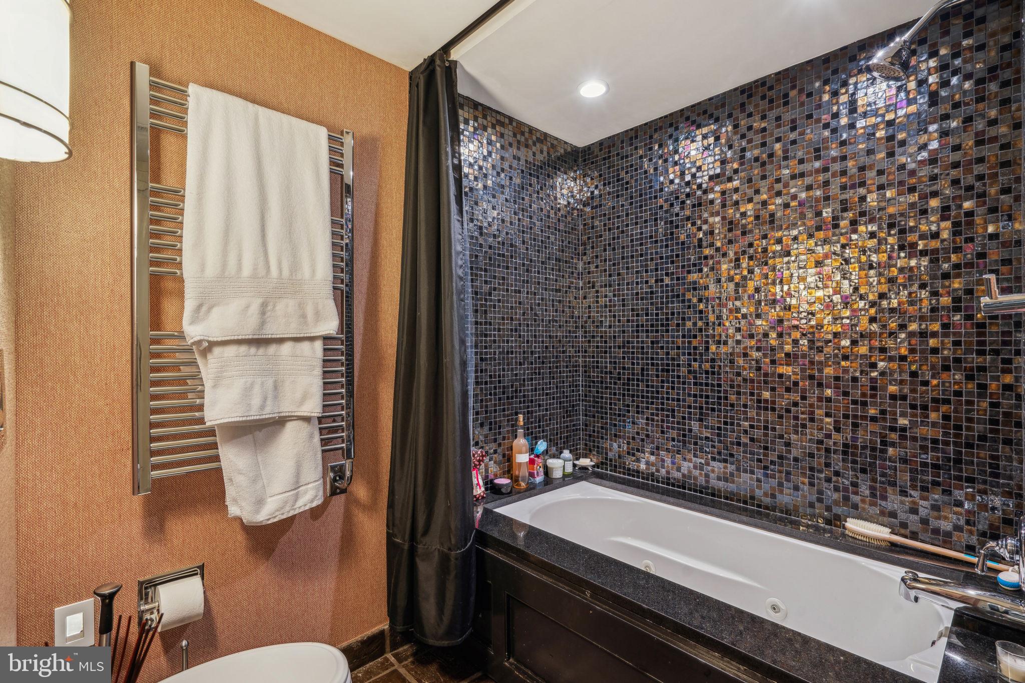 OLD CITY - Residential