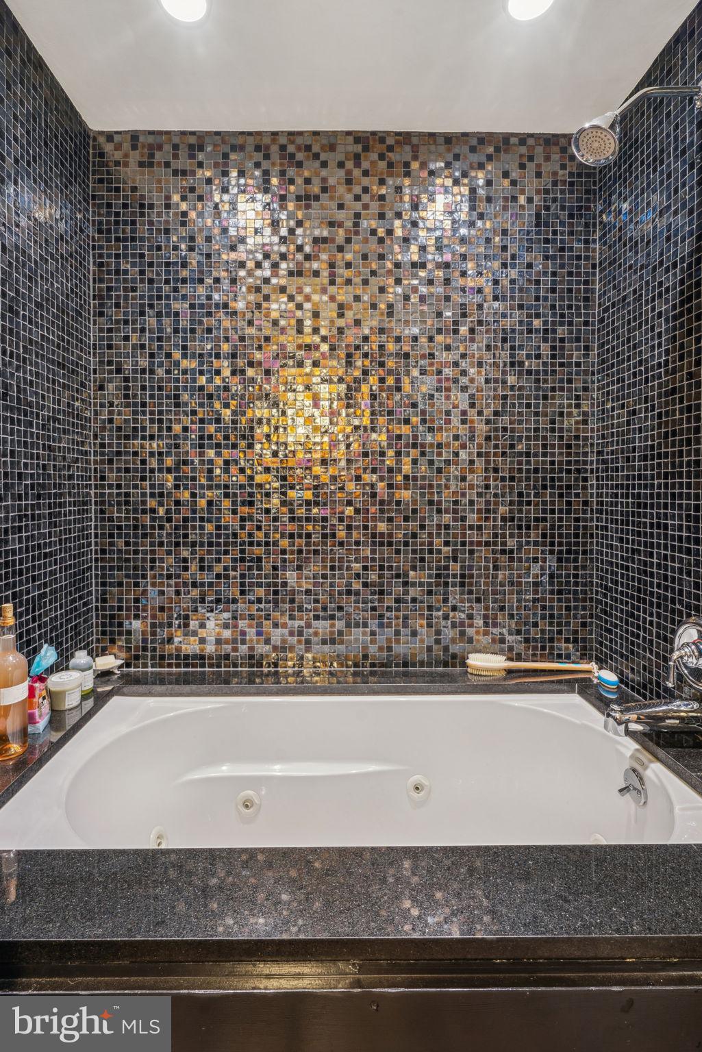 OLD CITY - Residential