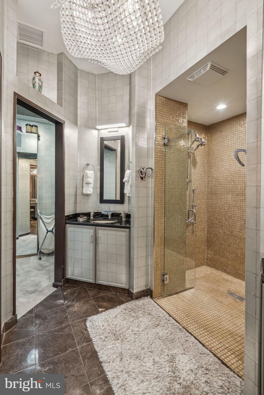 OLD CITY - Residential