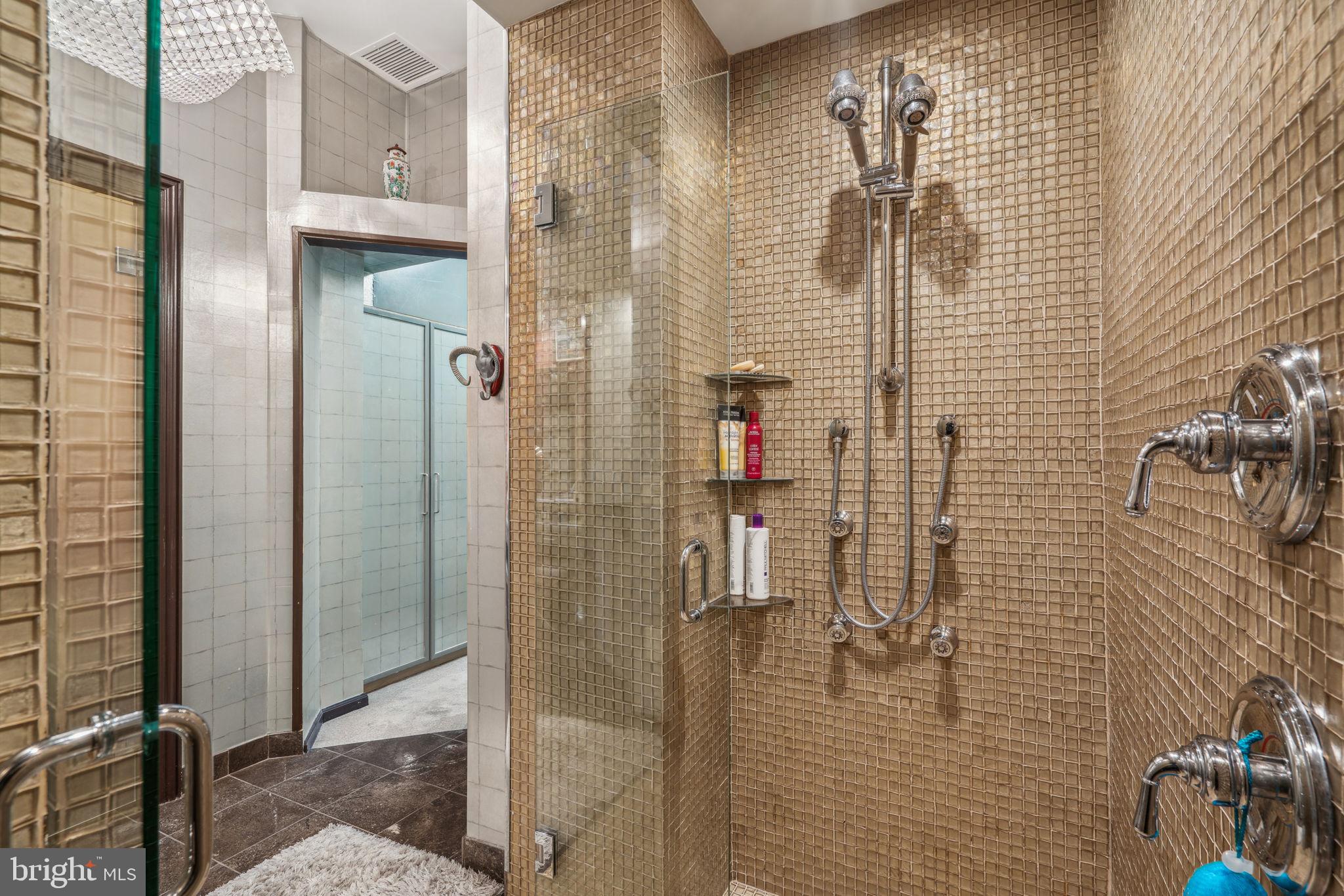 OLD CITY - Residential