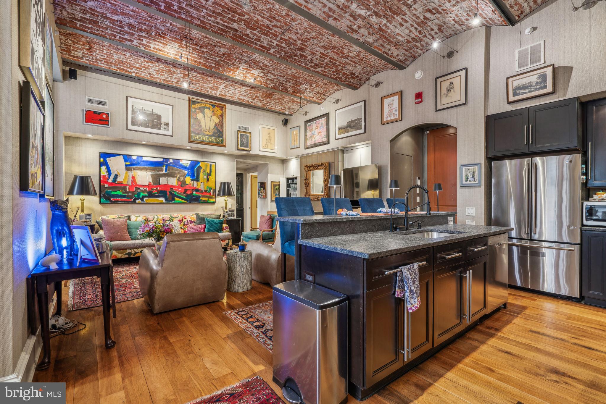 OLD CITY - Residential