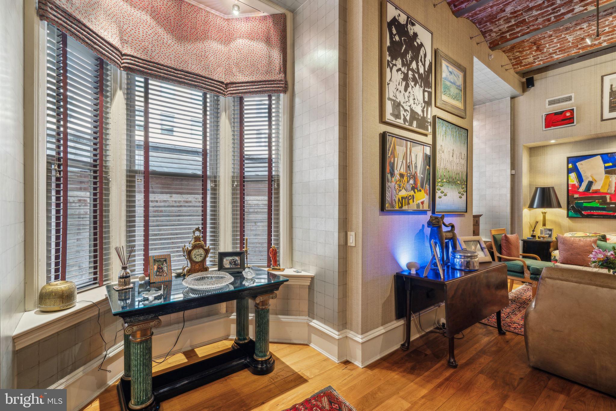 OLD CITY - Residential