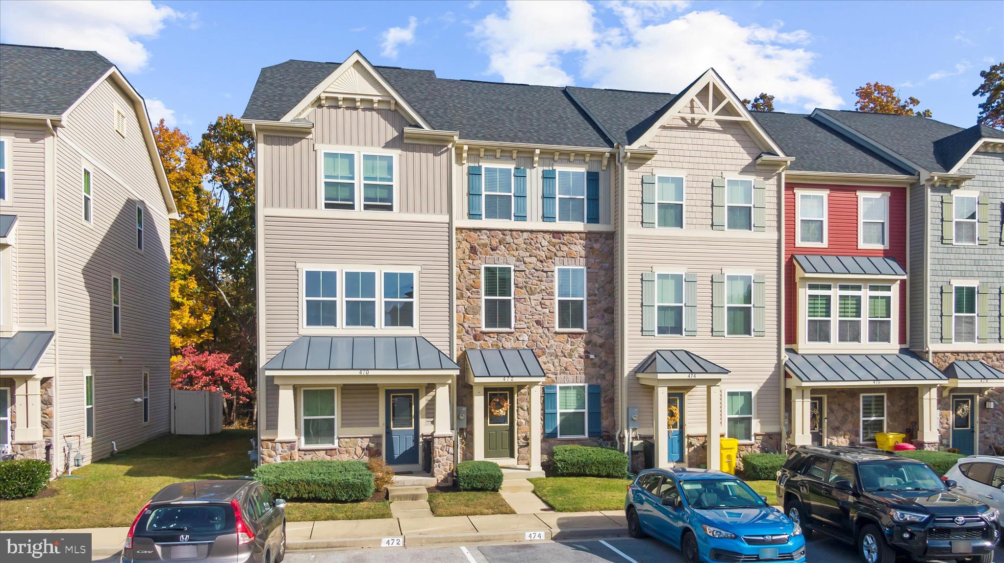 472 WILLOW BEND DRIVE