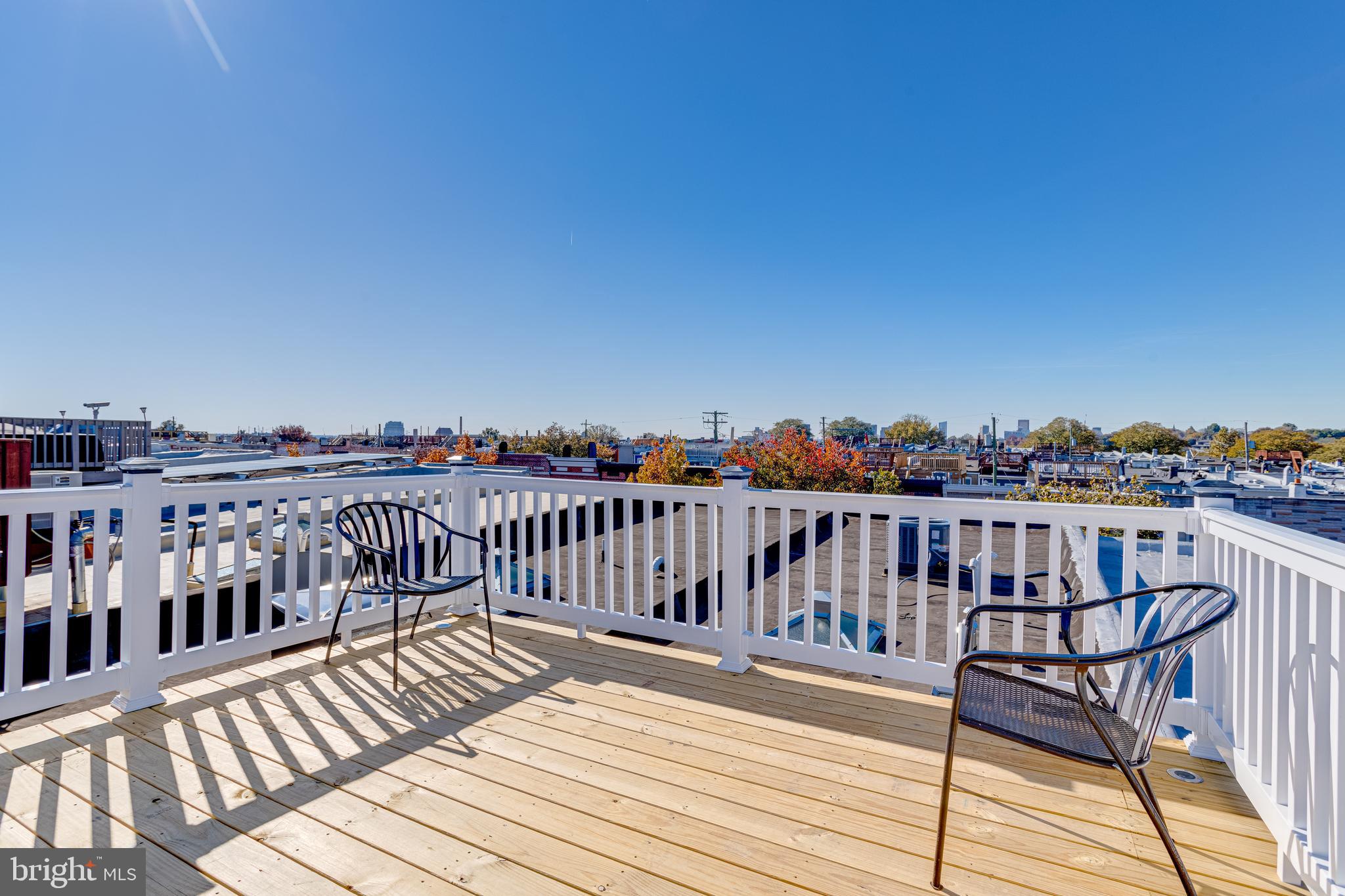 HIGHLANDTOWN - Residential