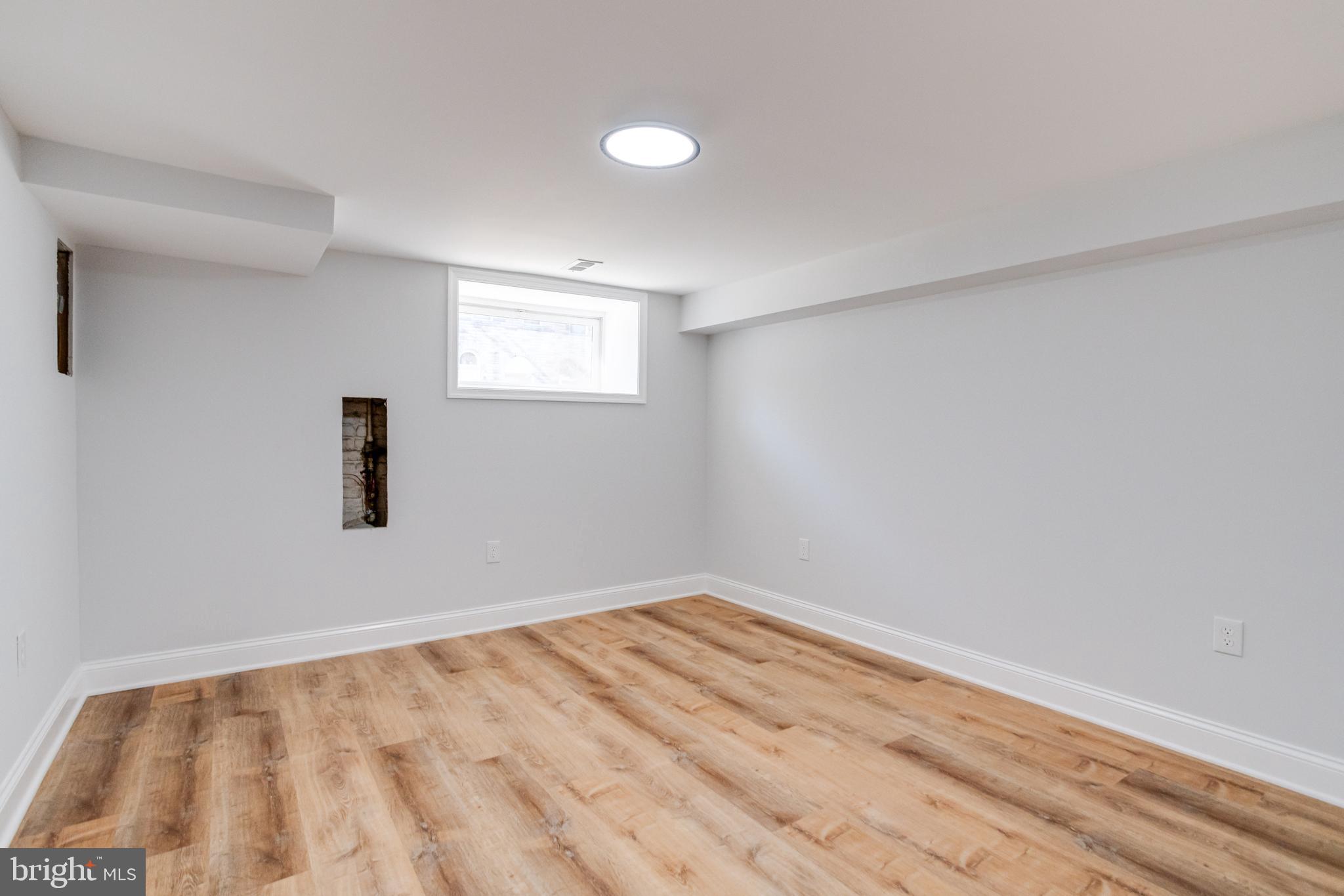 HIGHLANDTOWN - Residential