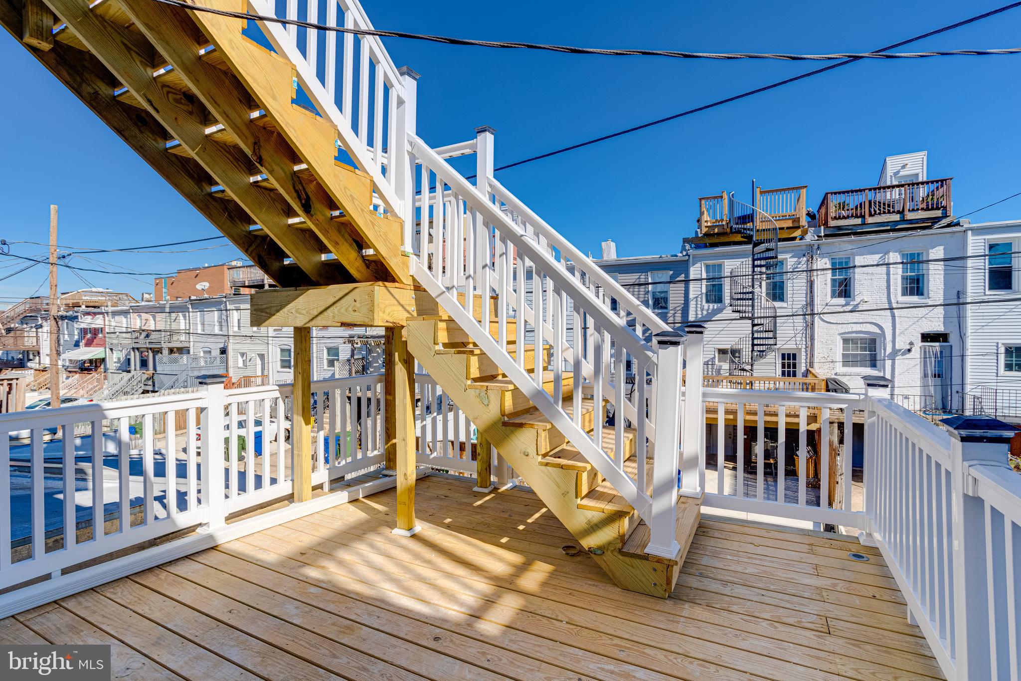 HIGHLANDTOWN - Residential