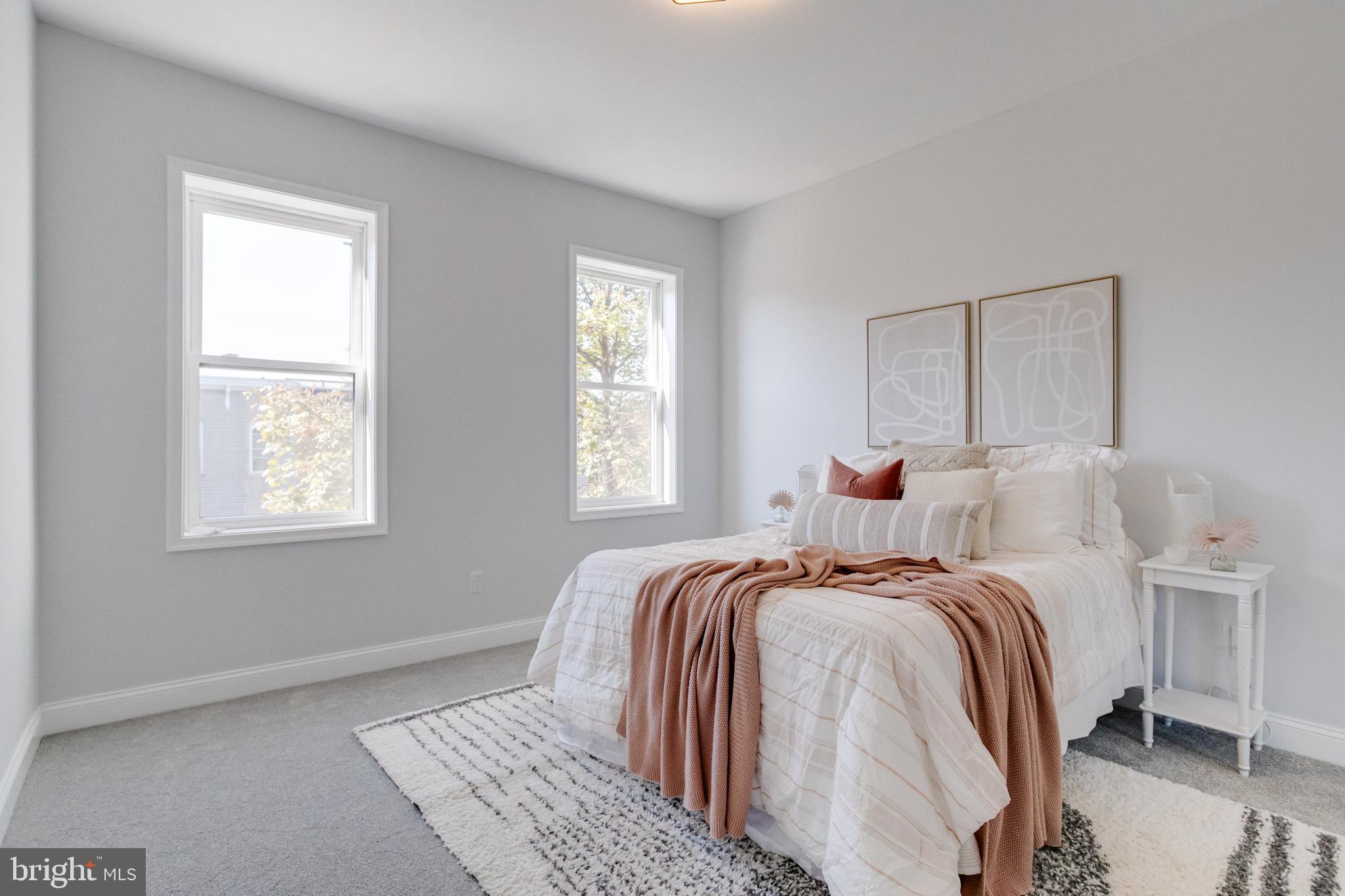 HIGHLANDTOWN - Residential