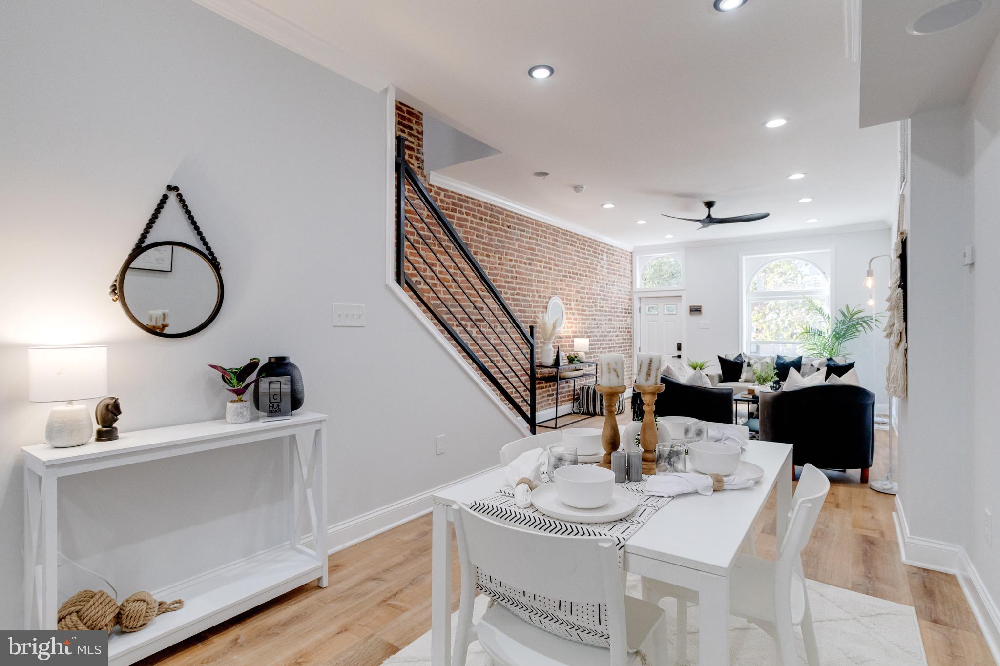 HIGHLANDTOWN - Residential