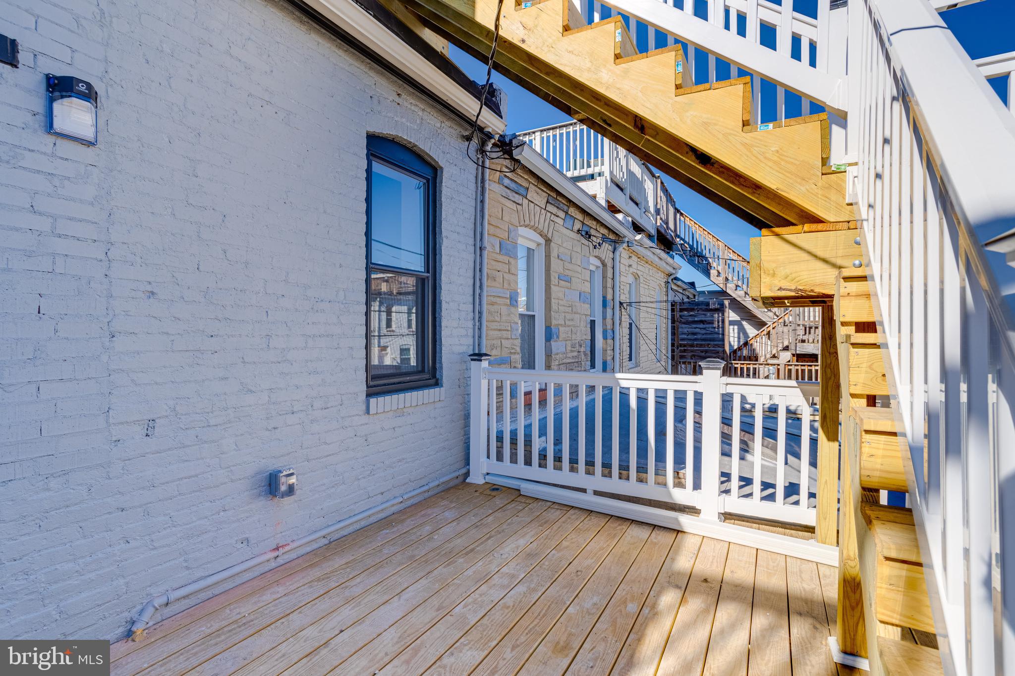 HIGHLANDTOWN - Residential