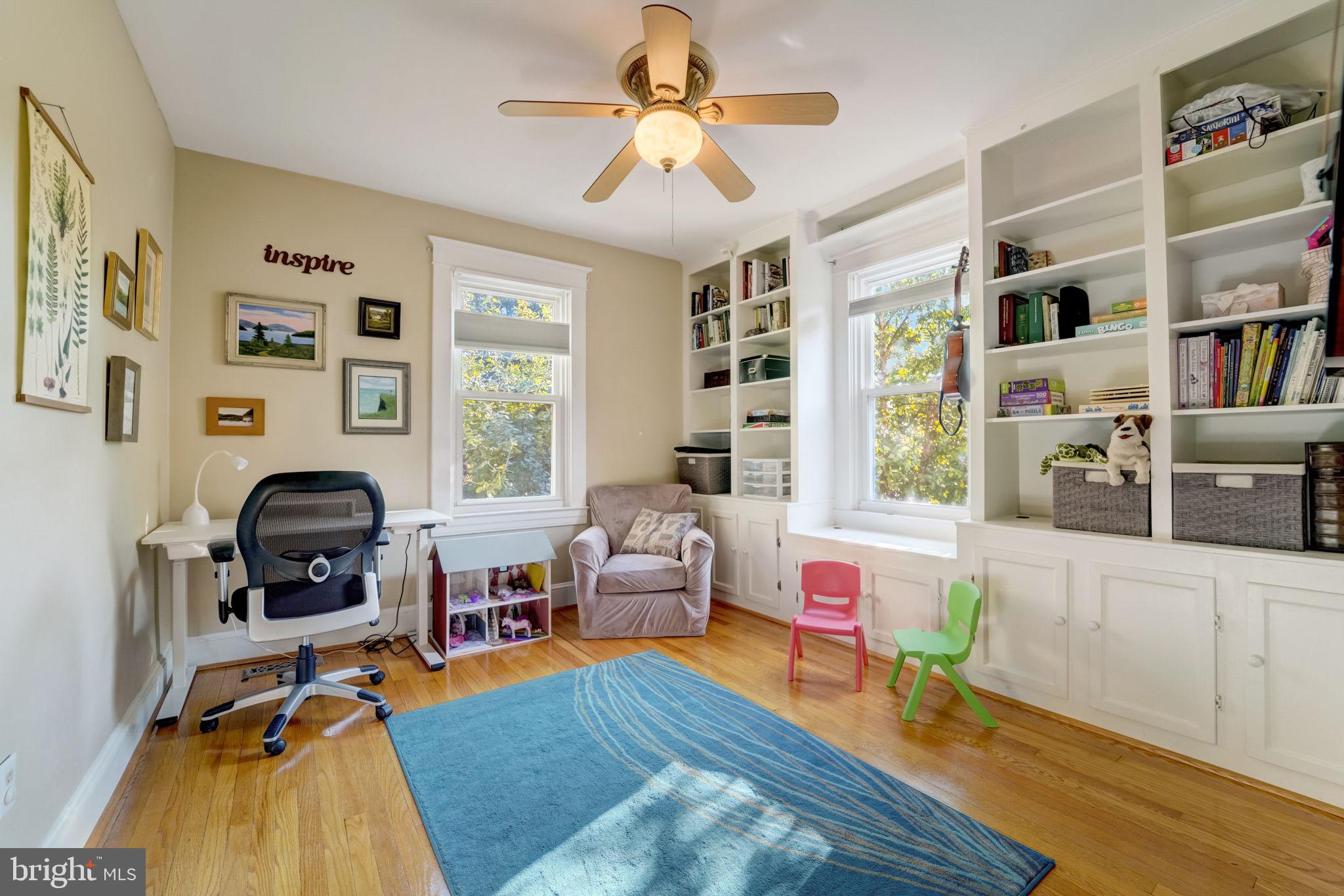 TOWSON MANOR - Residential