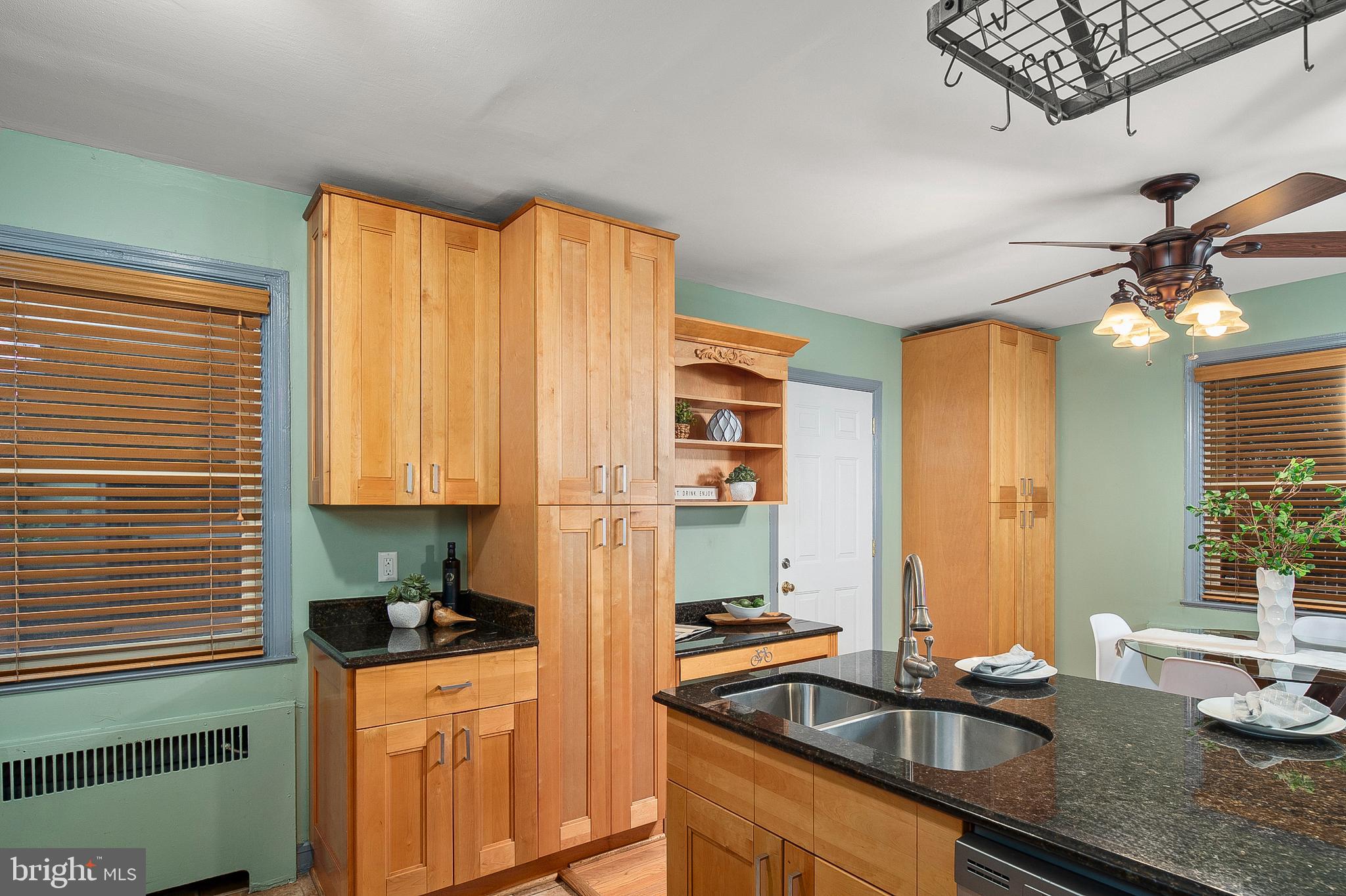 EDNOR GARDENS - LAKESIDE - Residential