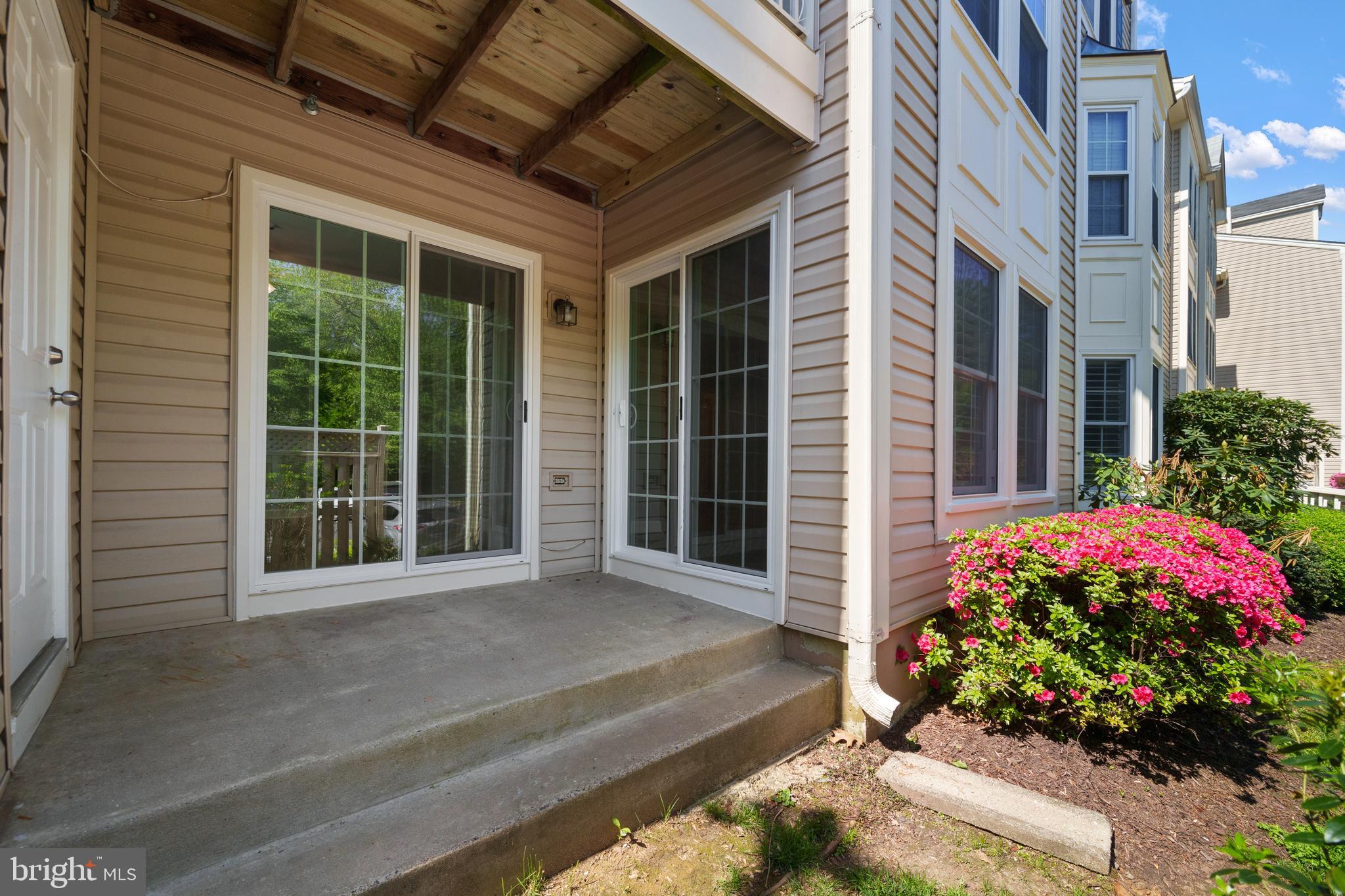 FAIRFIELD HOUSE - Residential