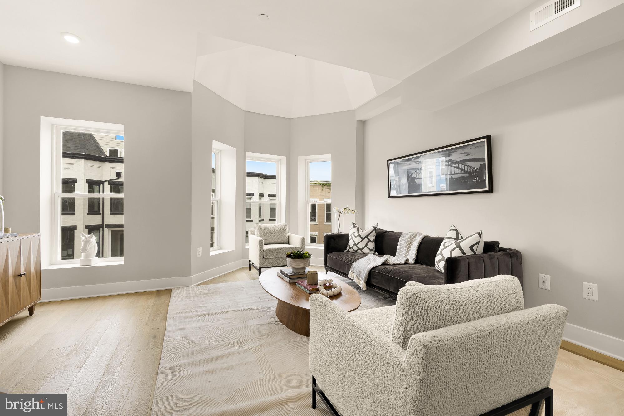 26 TODD PLACE NE 2