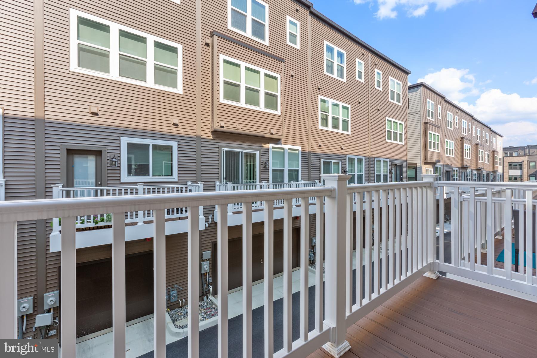 WESTSIDE AT SHADY GROVE METRO - Residential