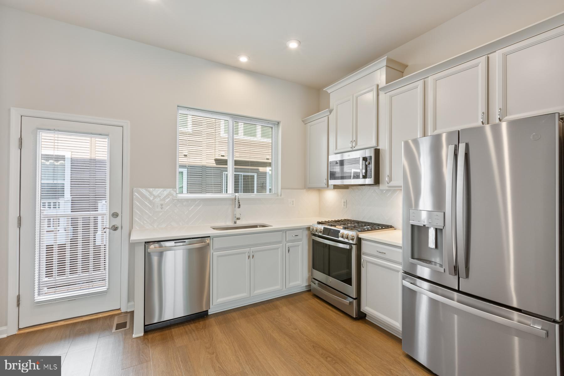 WESTSIDE AT SHADY GROVE METRO - Residential