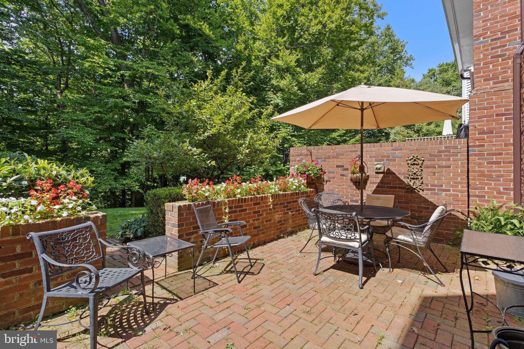 HERITAGE HILLS - Residential