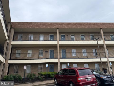 Photo of 3331 Toledo Terrace #2-30, HYATTSVILLE, MD 20782 (MLS # MDPG2202698)
