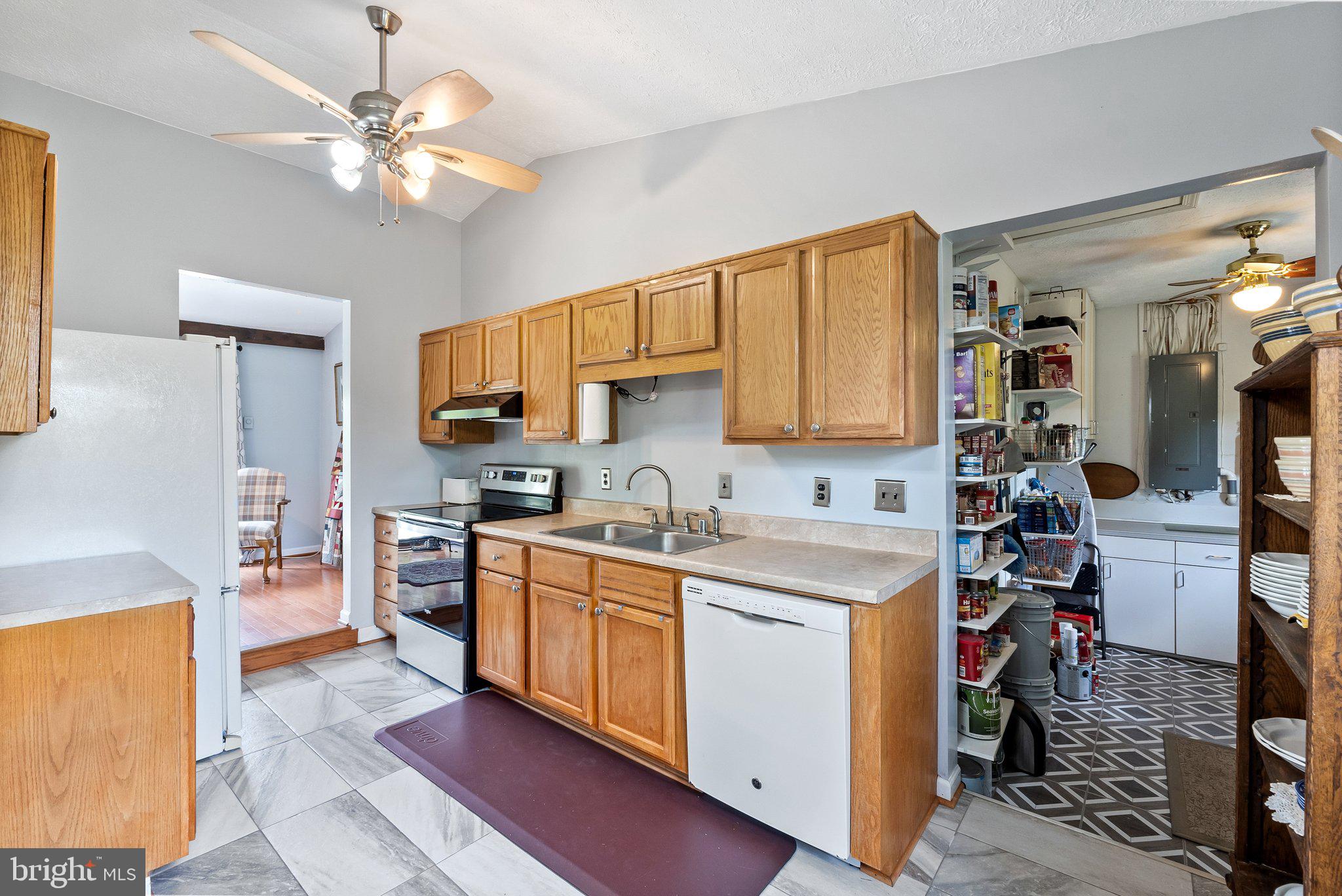 OPEQUON HEIGHTS - Residential