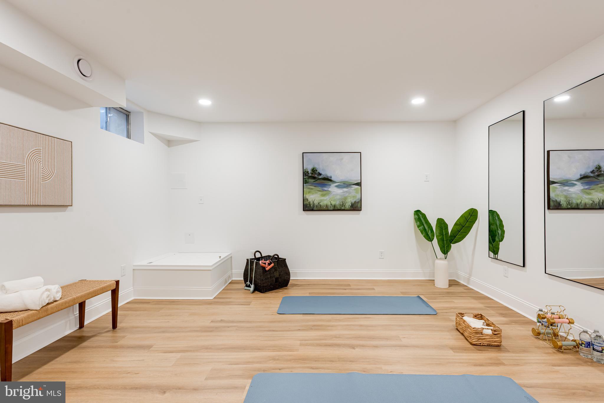 HERITAGE HUNT - Residential