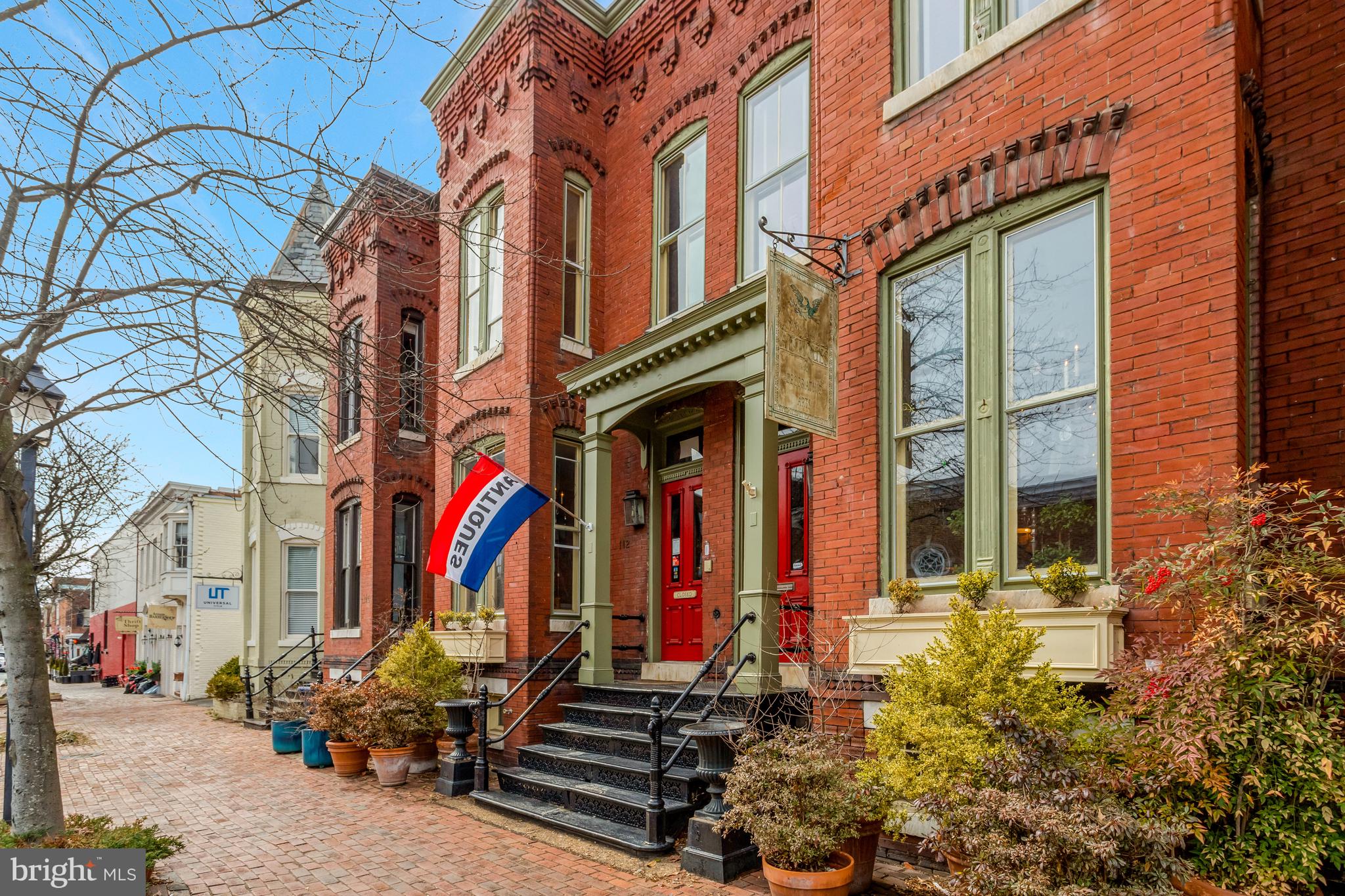 OLD TOWN ALEXANDRIA - Residential