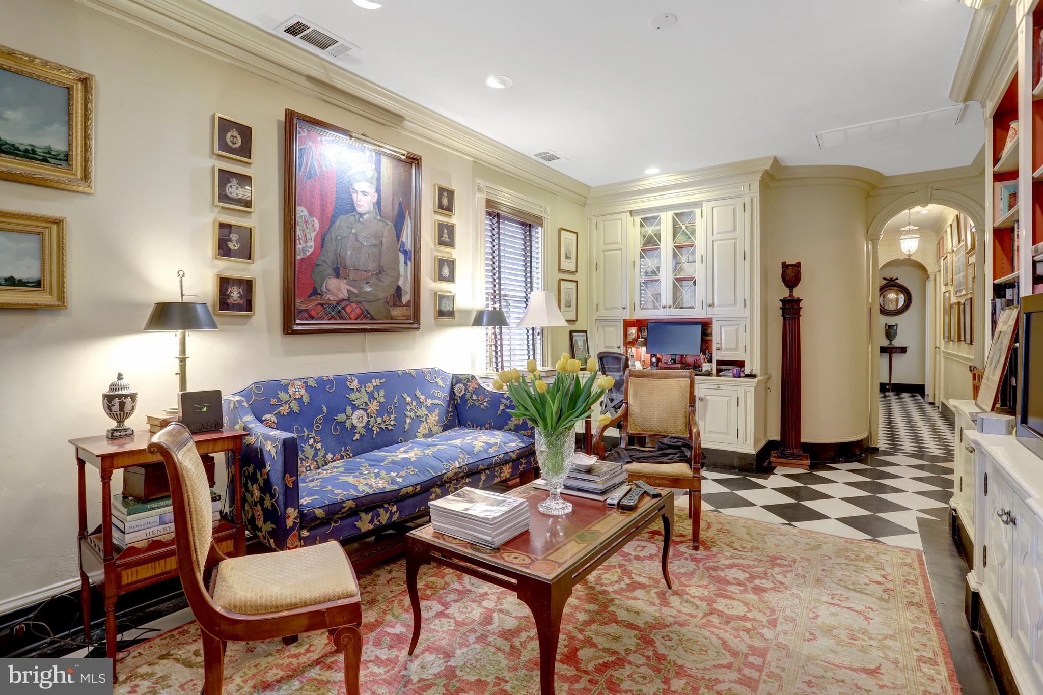 OLD TOWN ALEXANDRIA - Residential