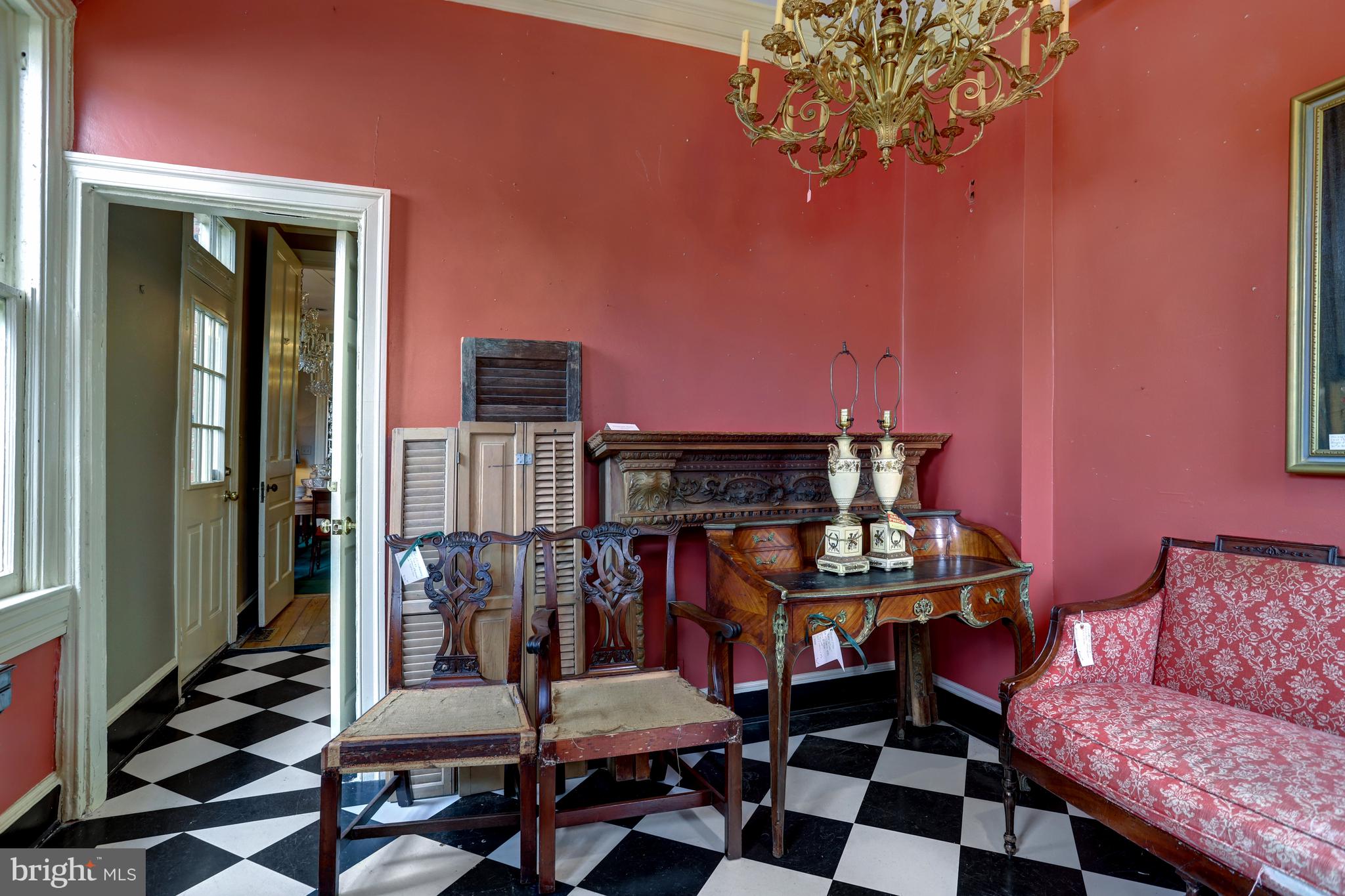 OLD TOWN ALEXANDRIA - Residential