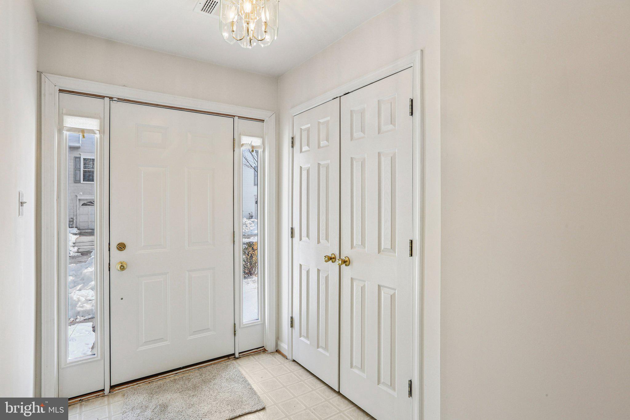 8104 MALLARD SHORE DRIVE