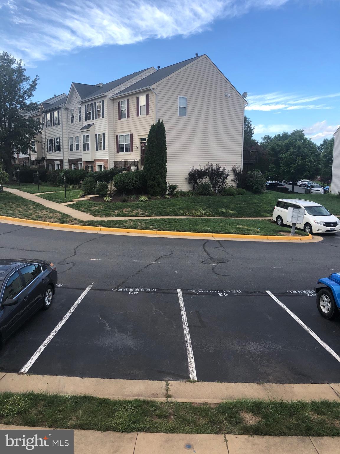 CROSSROADS - Residential Lease