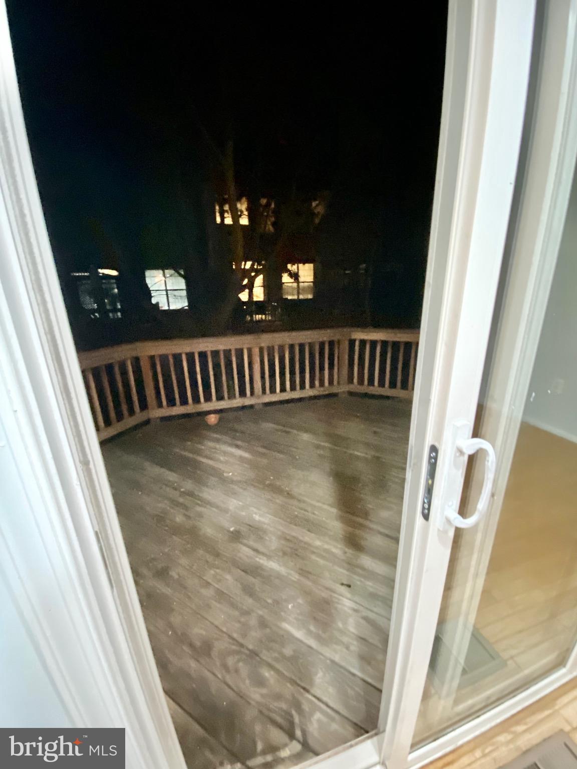 CROSSROADS - Residential Lease