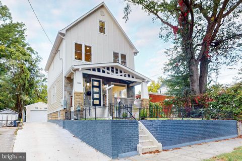 2806 FRANKLIN STREET NE WASHINGTON DC 20018