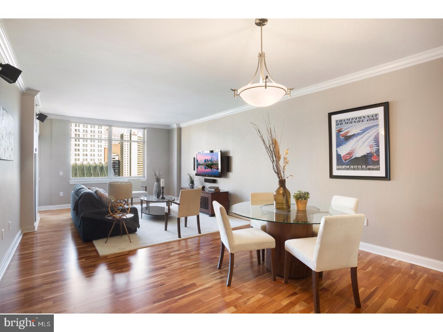 AVENUE OF THE ARTS - Residential