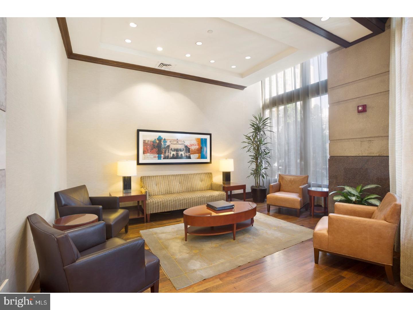 AVENUE OF THE ARTS - Residential