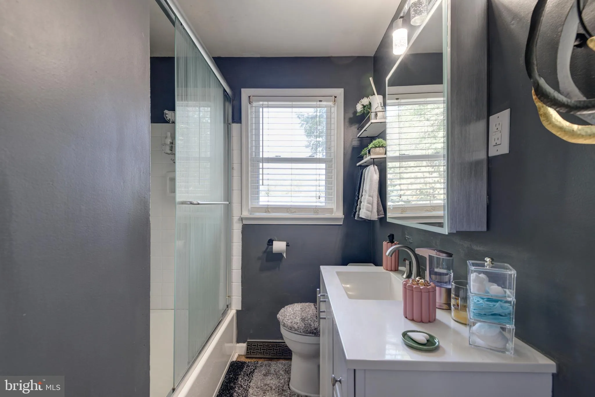 Lincoln University, Pennsylvania 19352, United States, 3 Bedrooms Bedrooms, ,1 BathroomBathrooms,Residential,Pending,216286